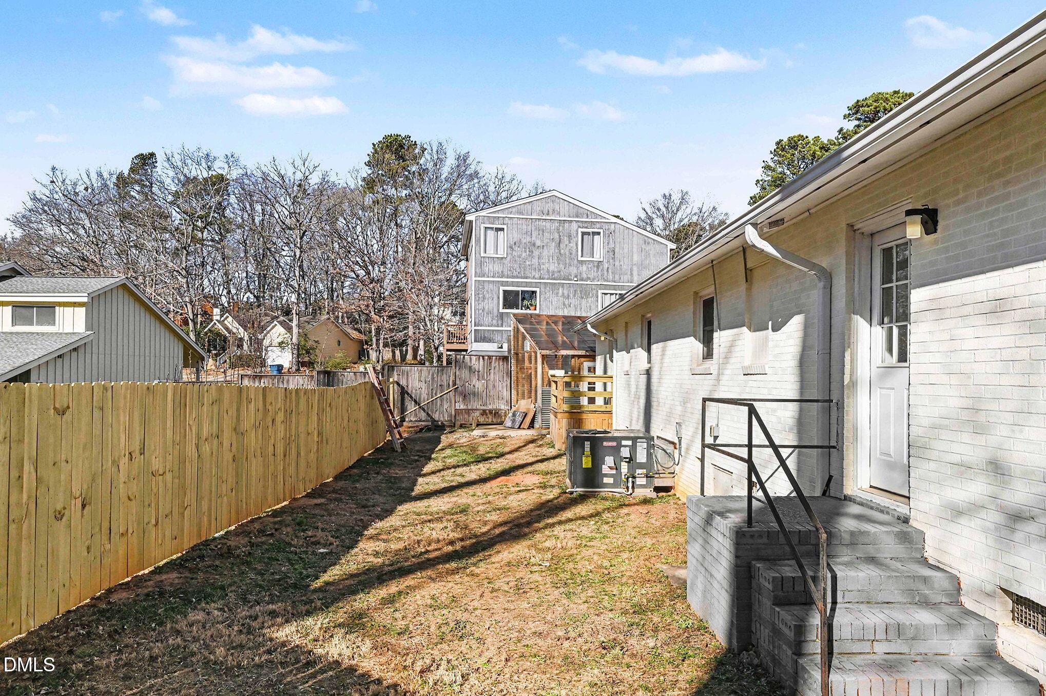 512 Bashford Road Raleigh, NC 27606 - Photo 32 of 37 027_dsc_2736_948