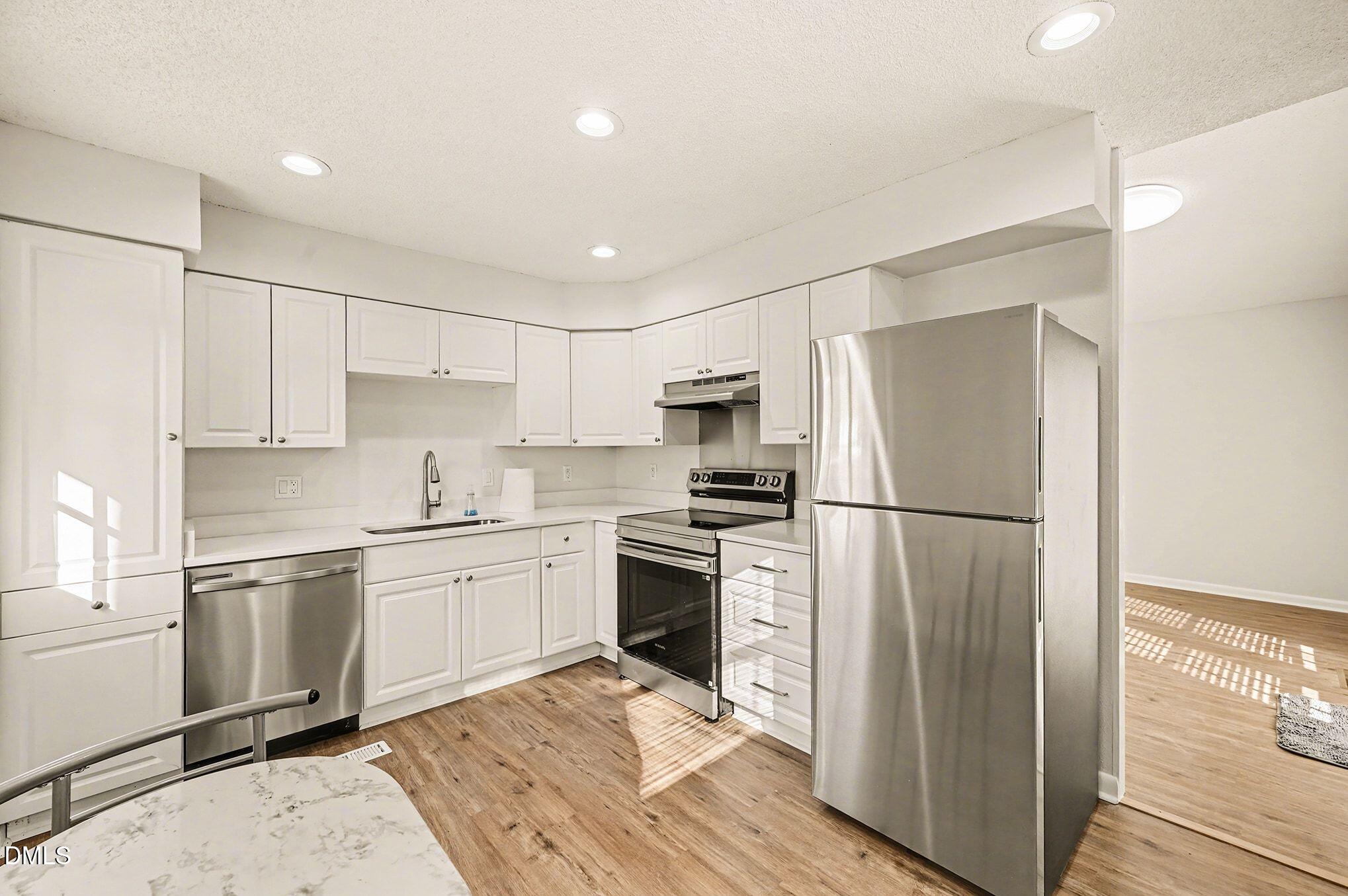 512 Bashford Road Raleigh, NC 27606 - Photo 9 of 37 011_dsc_2862_494