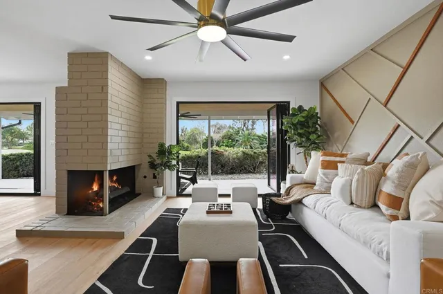 a view of a room with an empty space