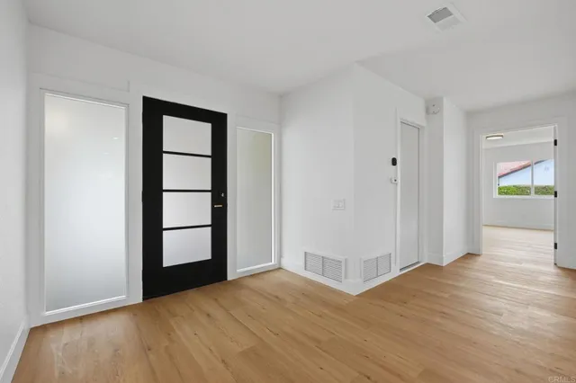 $1,375,000 | 12031 Caminito Cadena, San Diego, CA 92128