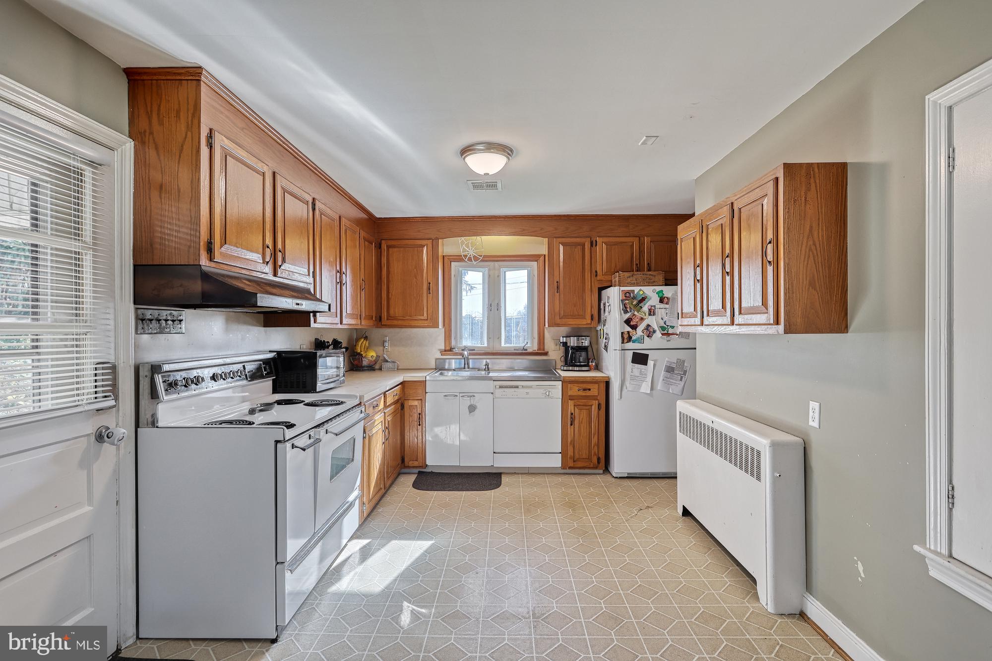 822 Southern Road York, PA 17403 - Photo 15 of 44 Gallery Image 15