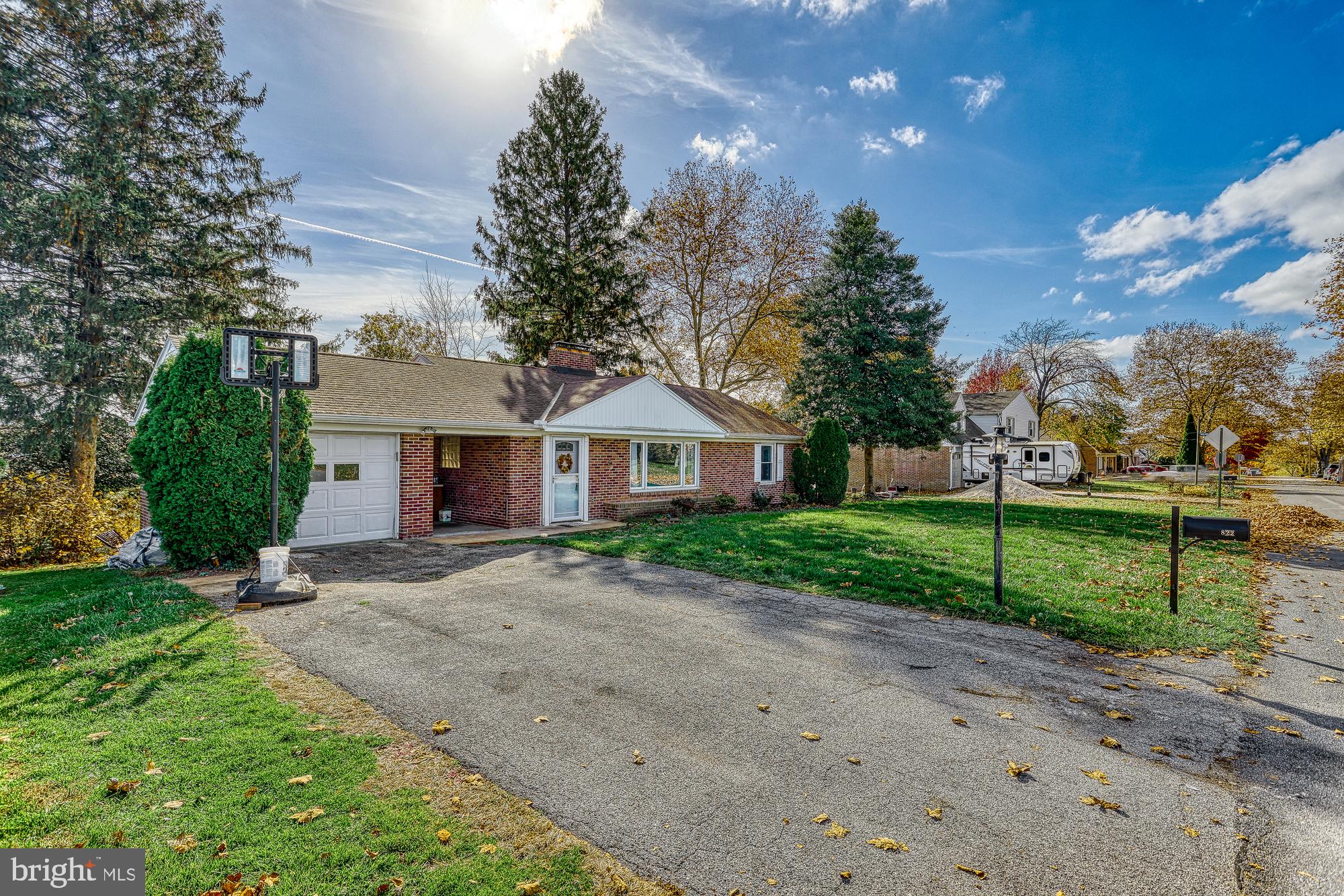 822 Southern Road York, PA 17403 - Photo 3 of 44 Gallery Image 3