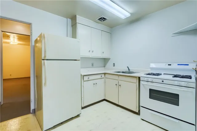 $1,095 | 2233 Clifford Avenue, Unit 2, Rochester, NY 14609