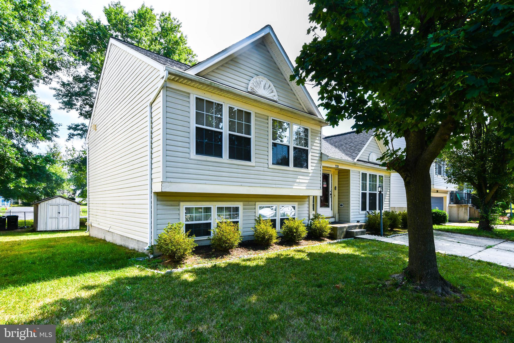 7520 Haystack Drive Windsor Mill, MD 21244 - Photo 3 of 42