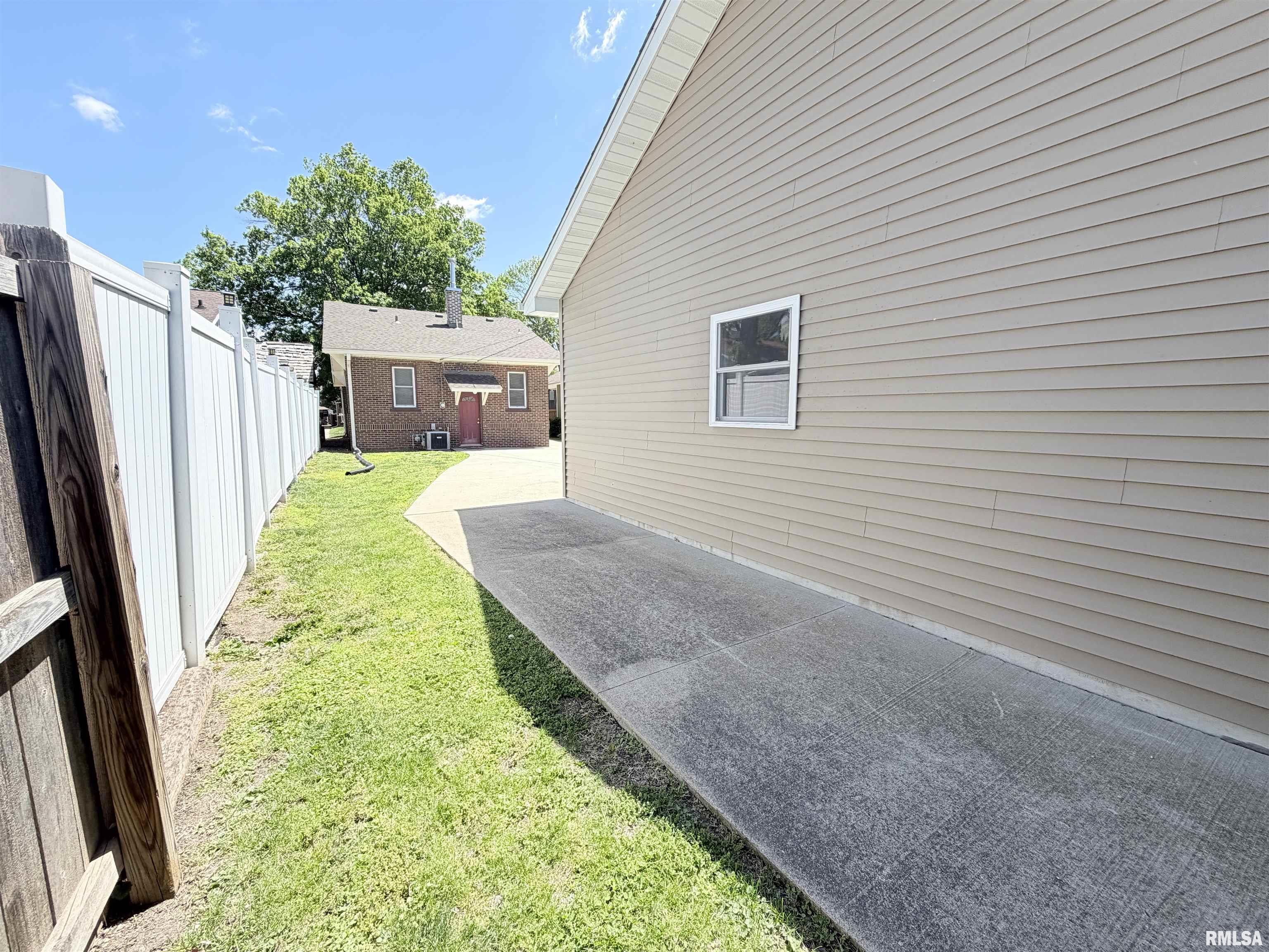 1809 South State Street Springfield, IL 62704 - Photo 26 of 26