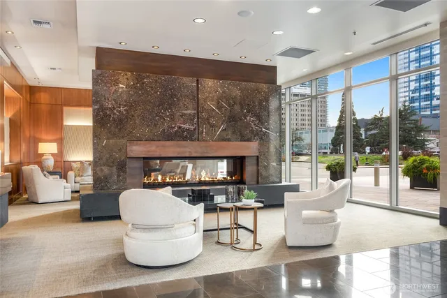 $719,000 | 10650 Northeast 9th Place, Unit 1827, Bellevue, WA 98004