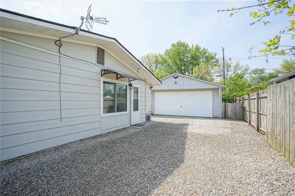 4031 Bertrand Road Indianapolis, IN 46222 - Photo 28 of 28 Gallery Image 28