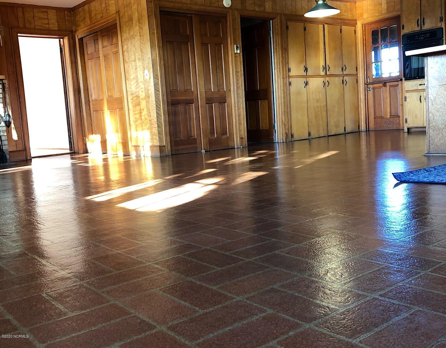 8042 Old Smithfield Road Bailey, NC 27807 - Photo 13 of 24 den and kitchen