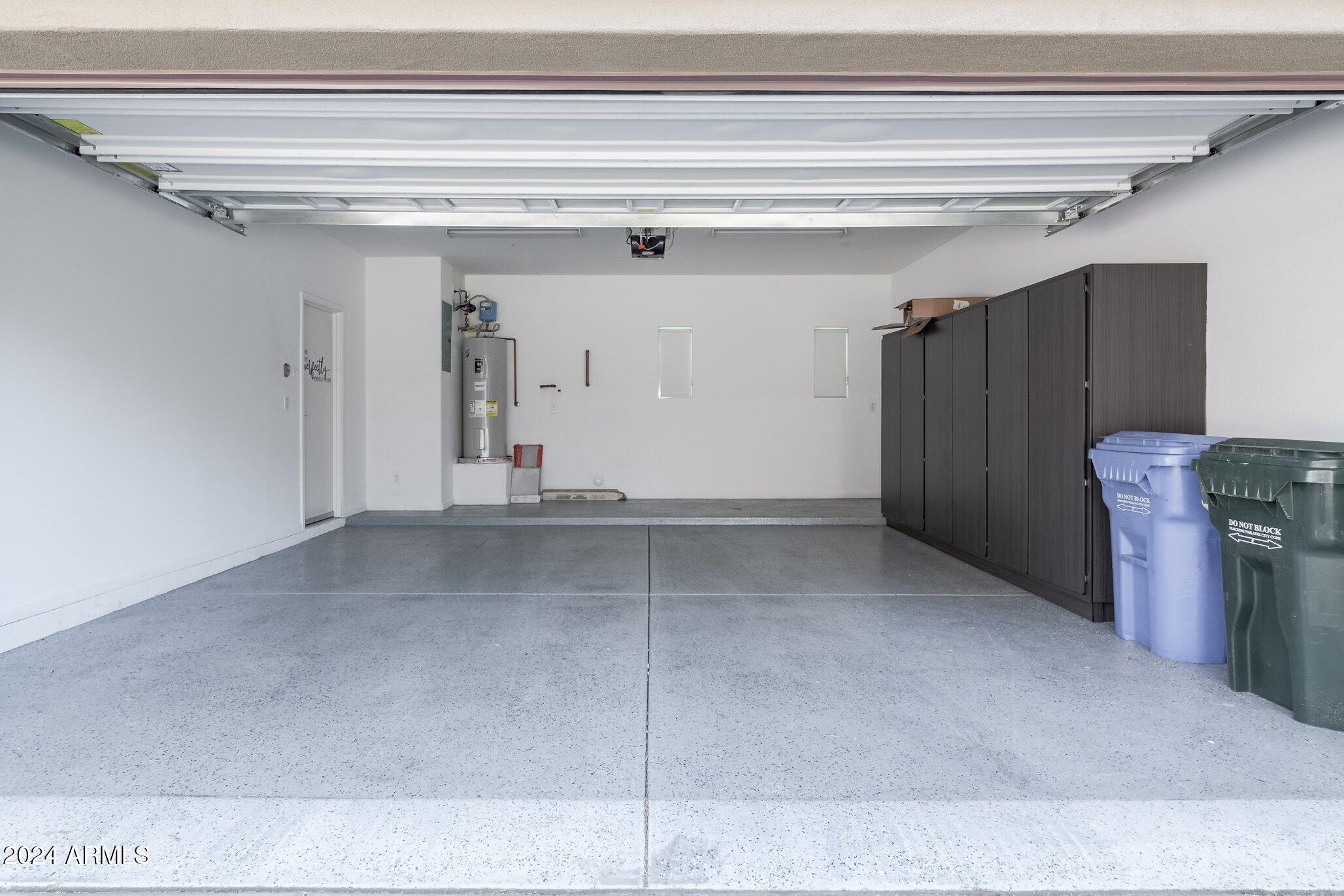 3935 East Rough Rider Road, Unit 1253 Phoenix, AZ 85050 - Photo 18 of 22 Rough Rider Garage