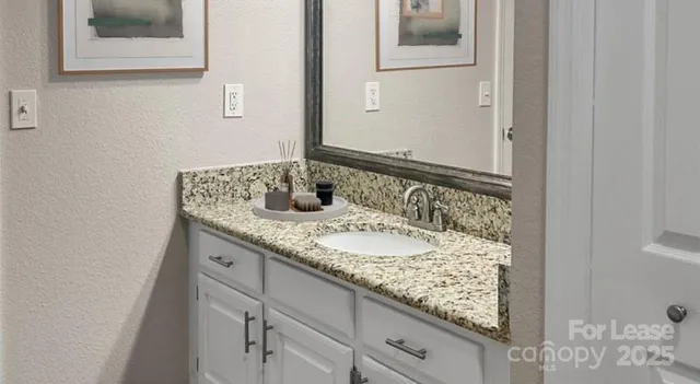 $1,322 | 14325 Plantation Park Boulevard, Unit SOUTH, Charlotte, NC 28277