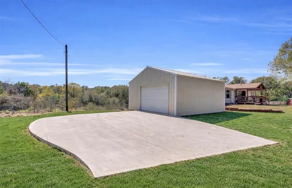 $2,200 | 822 Farm To Market 1187, Aledo, TX 76008