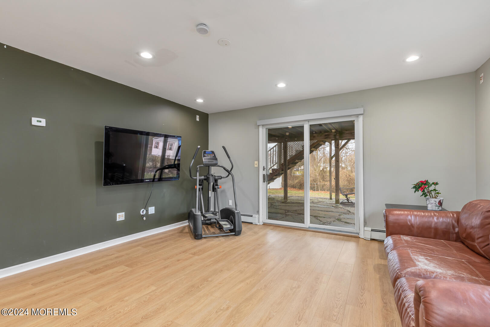 3 Schelly Drive Middletown, NJ 07748 - Photo 21 of 31 schelly family 2