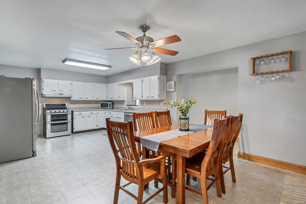 6038 Highway 3 Waterloo, IL 62298 - Photo 15 of 48 Gallery Image 15