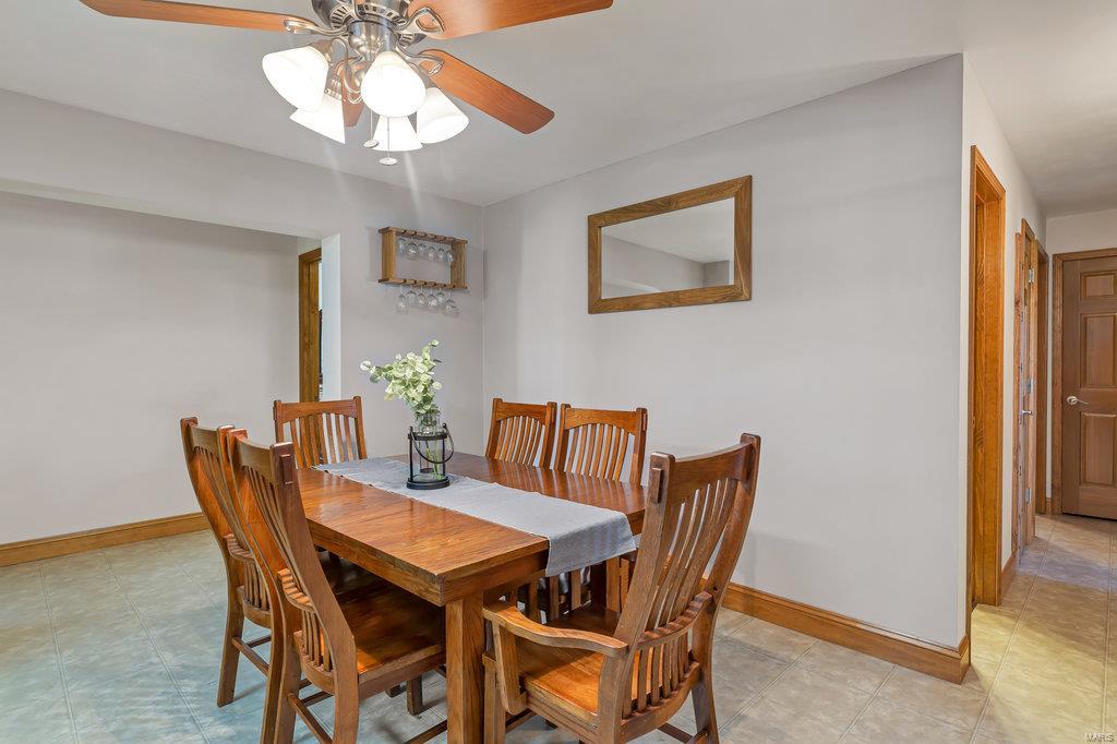6038 Highway 3 Waterloo, IL 62298 - Photo 16 of 48 Gallery Image 16