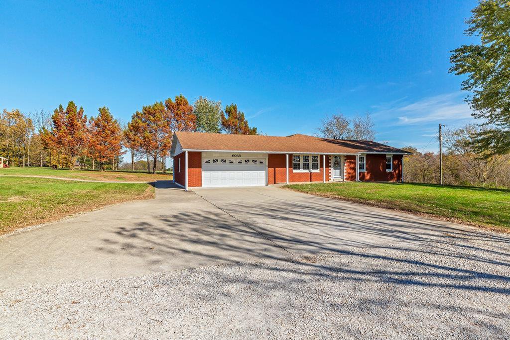 6038 Highway 3 Waterloo, IL 62298 - Photo 3 of 48 Gallery Image 3