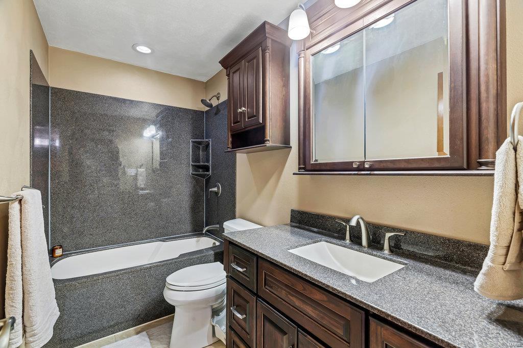 6038 Highway 3 Waterloo, IL 62298 - Photo 30 of 48 Gallery Image 30