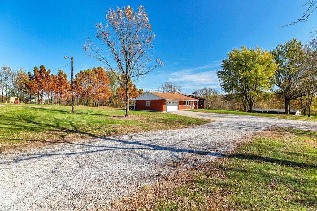 6038 Highway 3 Waterloo, IL 62298 - Photo 6 of 48 Gallery Image 6