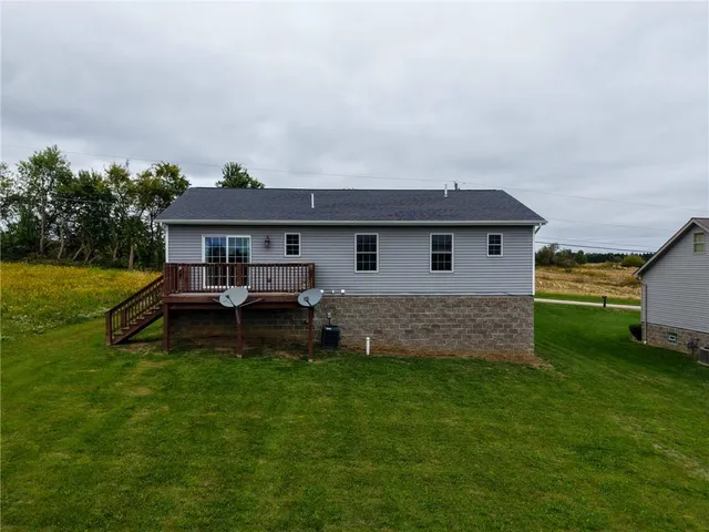 $315,000 | 168 Brownfield Lane, Uniontown, PA 15401