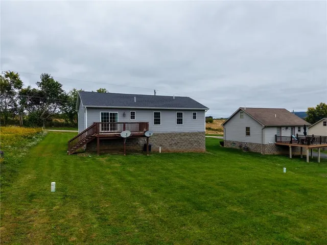 $315,000 | 168 Brownfield Lane, Uniontown, PA 15401