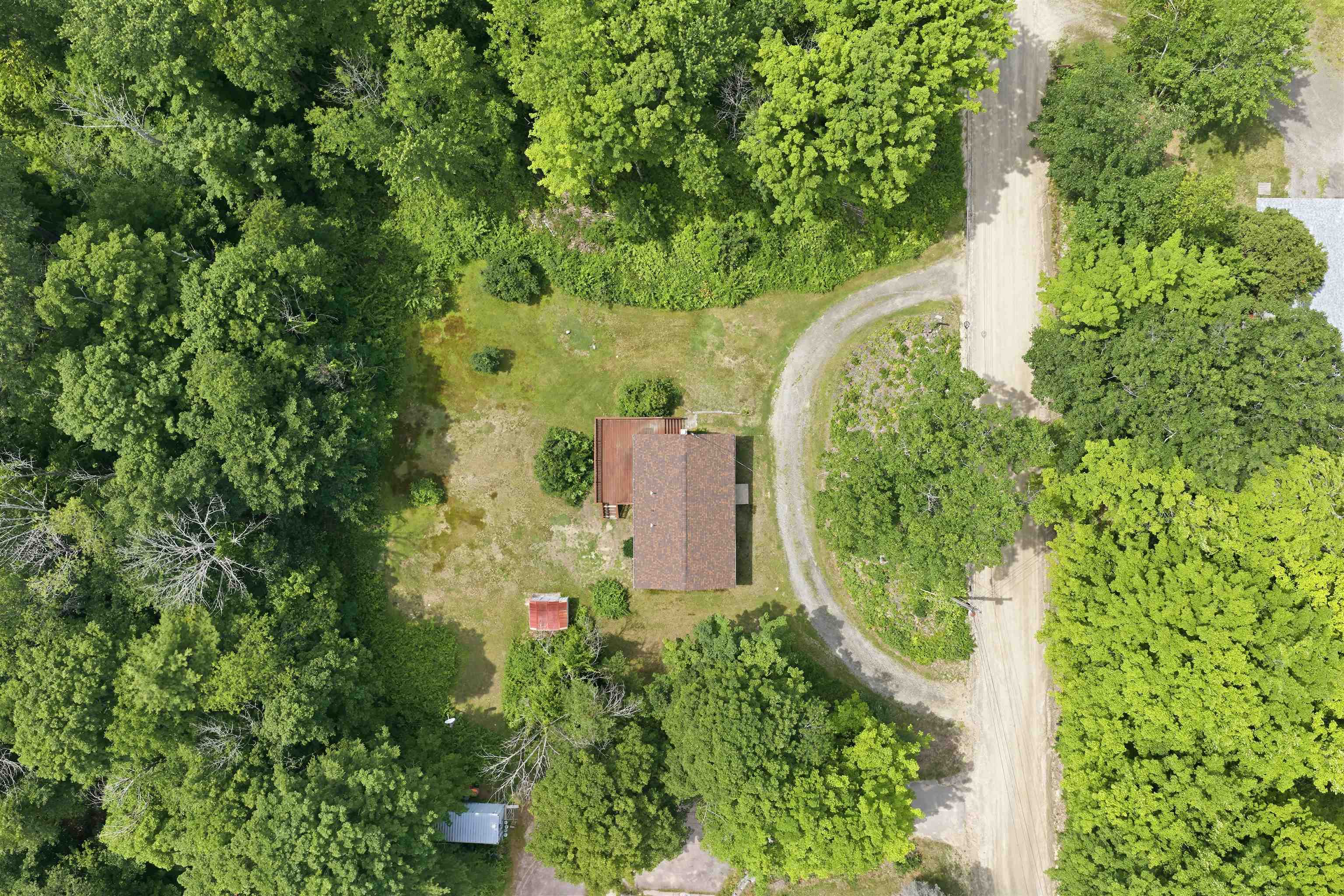 39 Old Center Harbor Road Meredith, NH 03253 - Photo 4 of 48