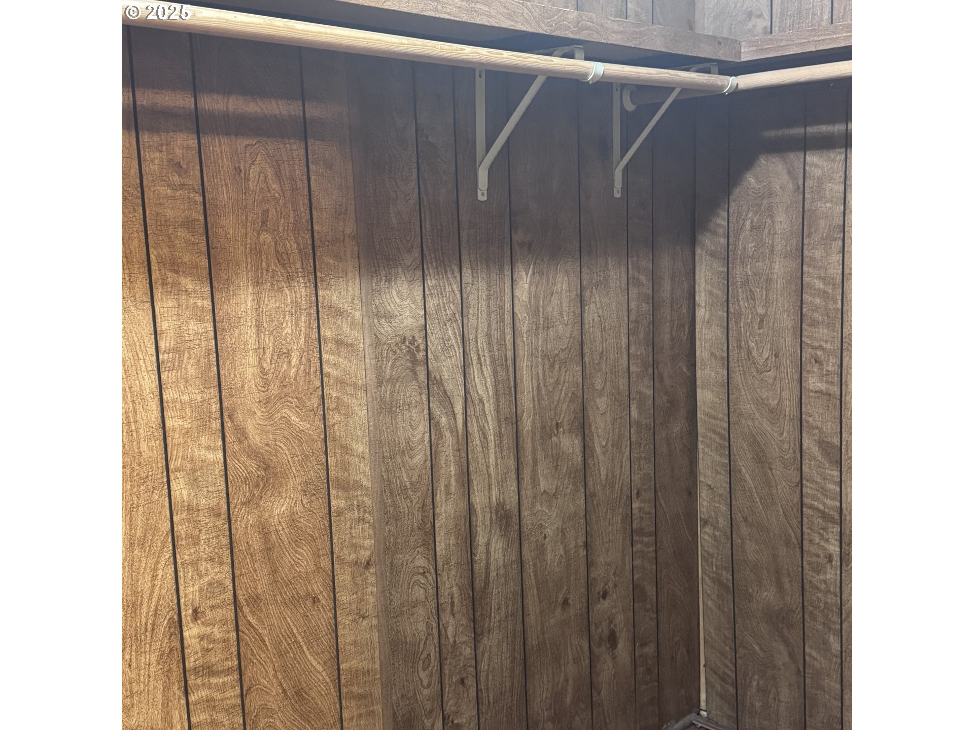 380 Leelo Court Florence, OR 97439 - Photo 20 of 37 a view of a shower