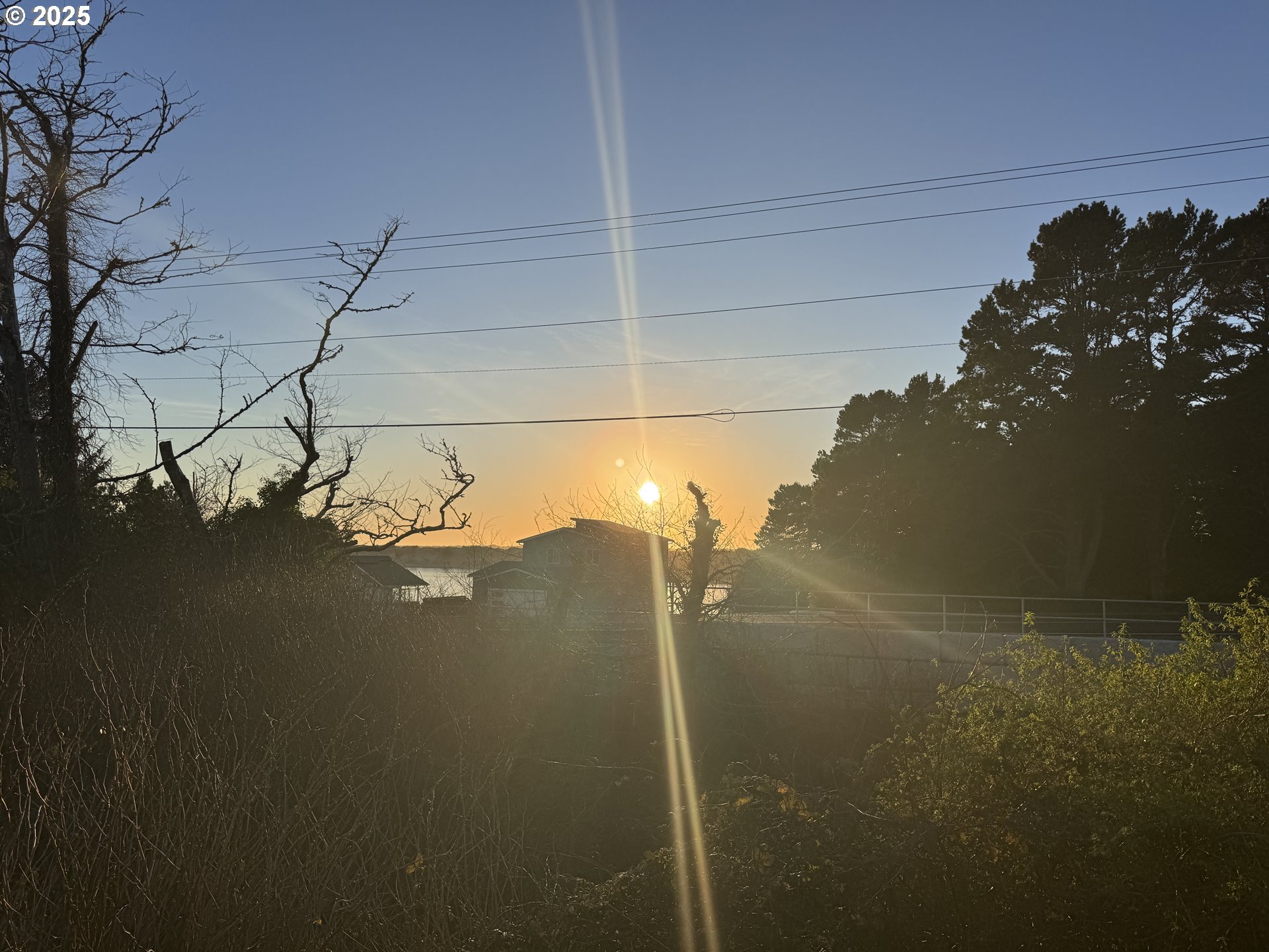 380 Leelo Court Florence, OR 97439 - Photo 4 of 37 a view of a lake