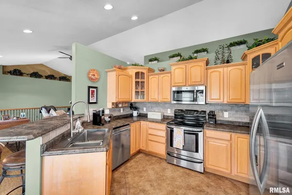 $349,500 | 21 Osprey Court, Pekin, IL 61554