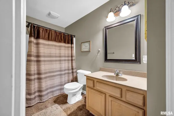 $349,500 | 21 Osprey Court, Pekin, IL 61554