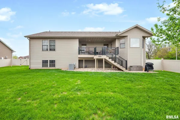 $349,500 | 21 Osprey Court, Pekin, IL 61554