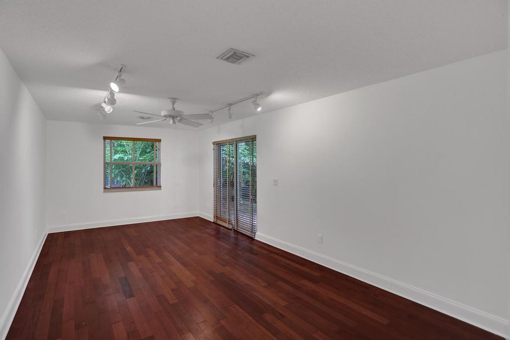 109 Southeast Olive Way Boca Raton, FL 33432 - Photo 30 of 33 FAMILY ROOM