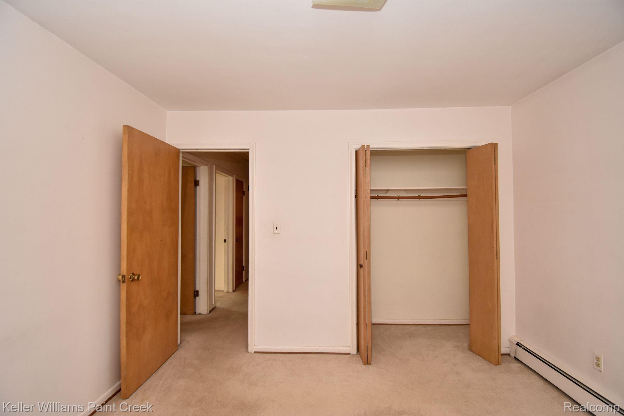321 East Maryknoll Road Rochester, MI 48309 - Photo 39 of 53 Bedroom 3