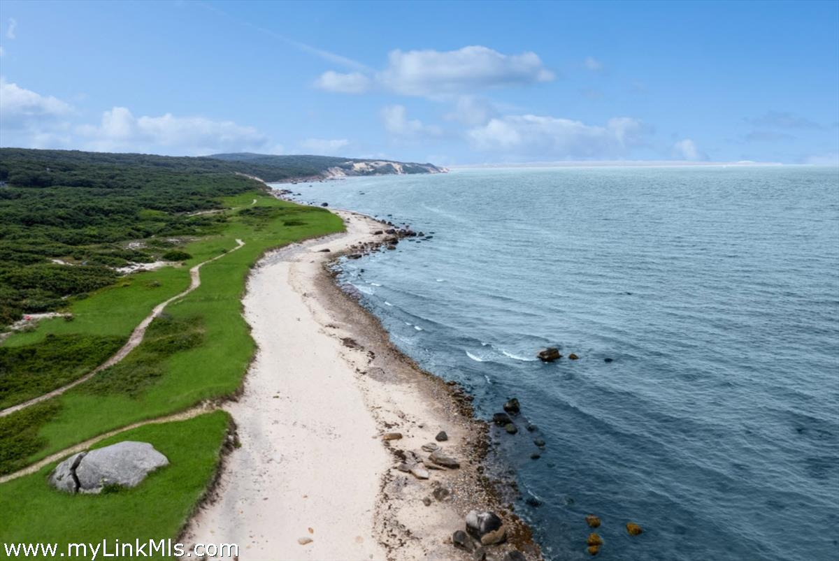 78 Hammett Road Chilmark, MA 02535 - Photo 13 of 53 Spring Point West Coastline