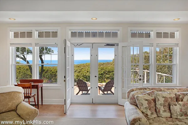 $6,750,000 | 78 Hammett Road, Chilmark, MA 02535