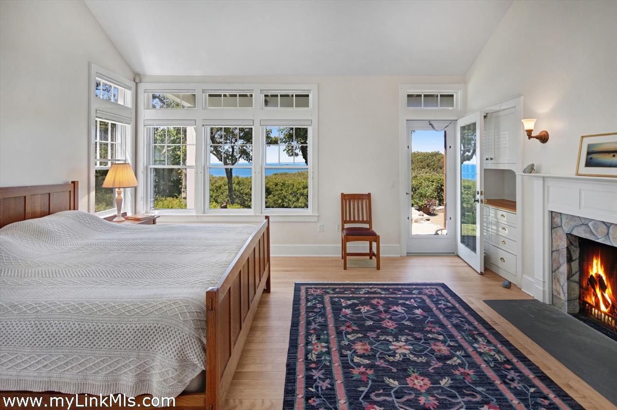 78 Hammett Road Chilmark, MA 02535 - Photo 21 of 53 Primary Bedroom