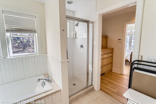 $6,750,000 | 78 Hammett Road, Chilmark, MA 02535
