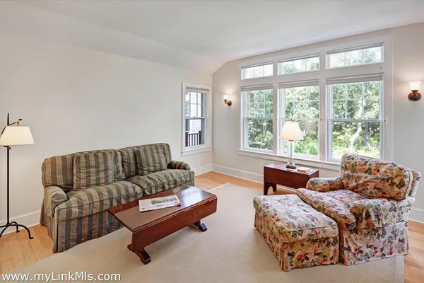 $6,750,000 | 78 Hammett Road, Chilmark, MA 02535