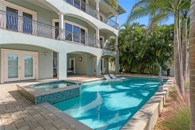 a view of a kitchen and dining room