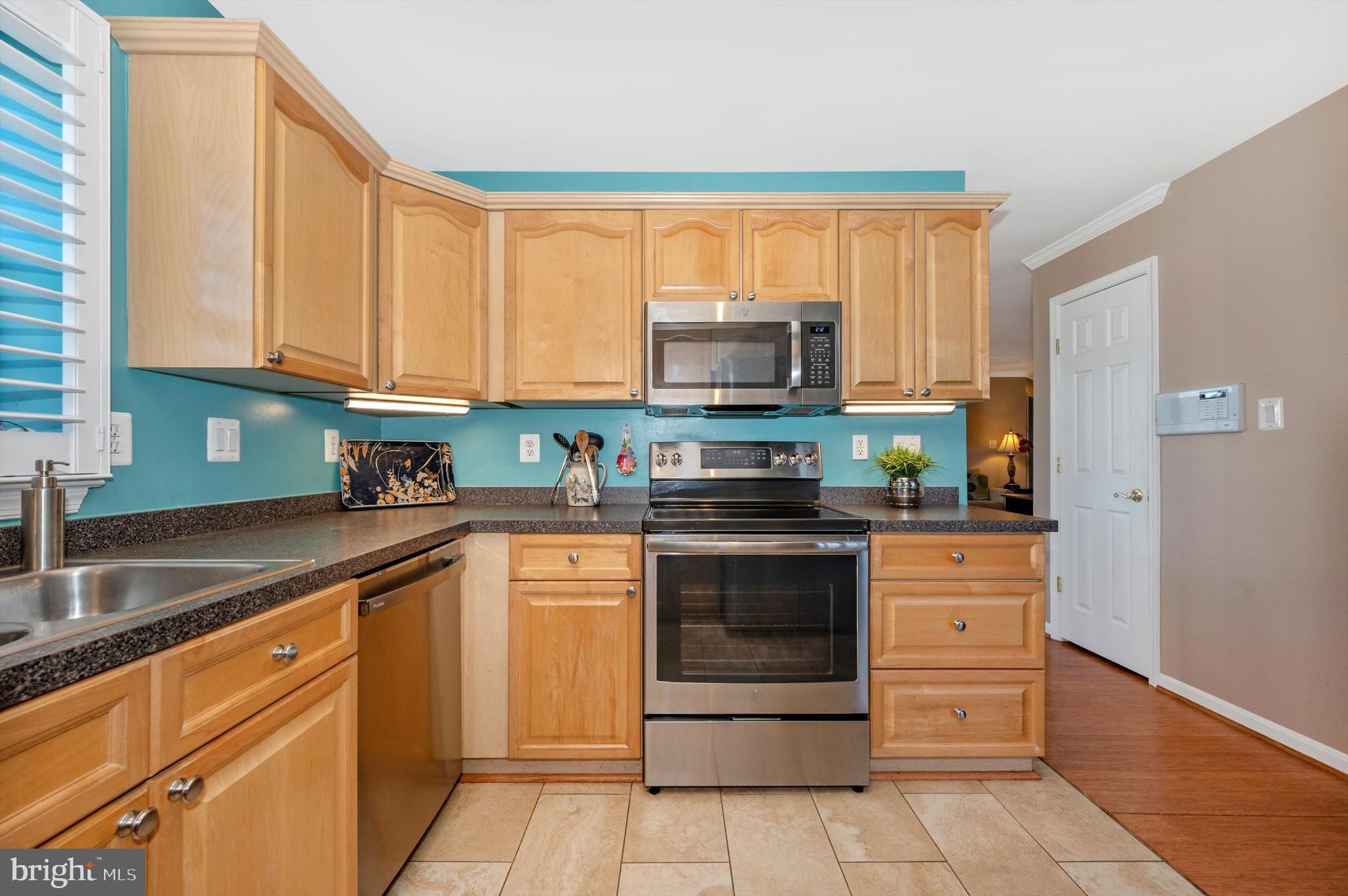 591 Cawley Drive, Unit 11B Frederick, MD 21703 - Photo 13 of 28