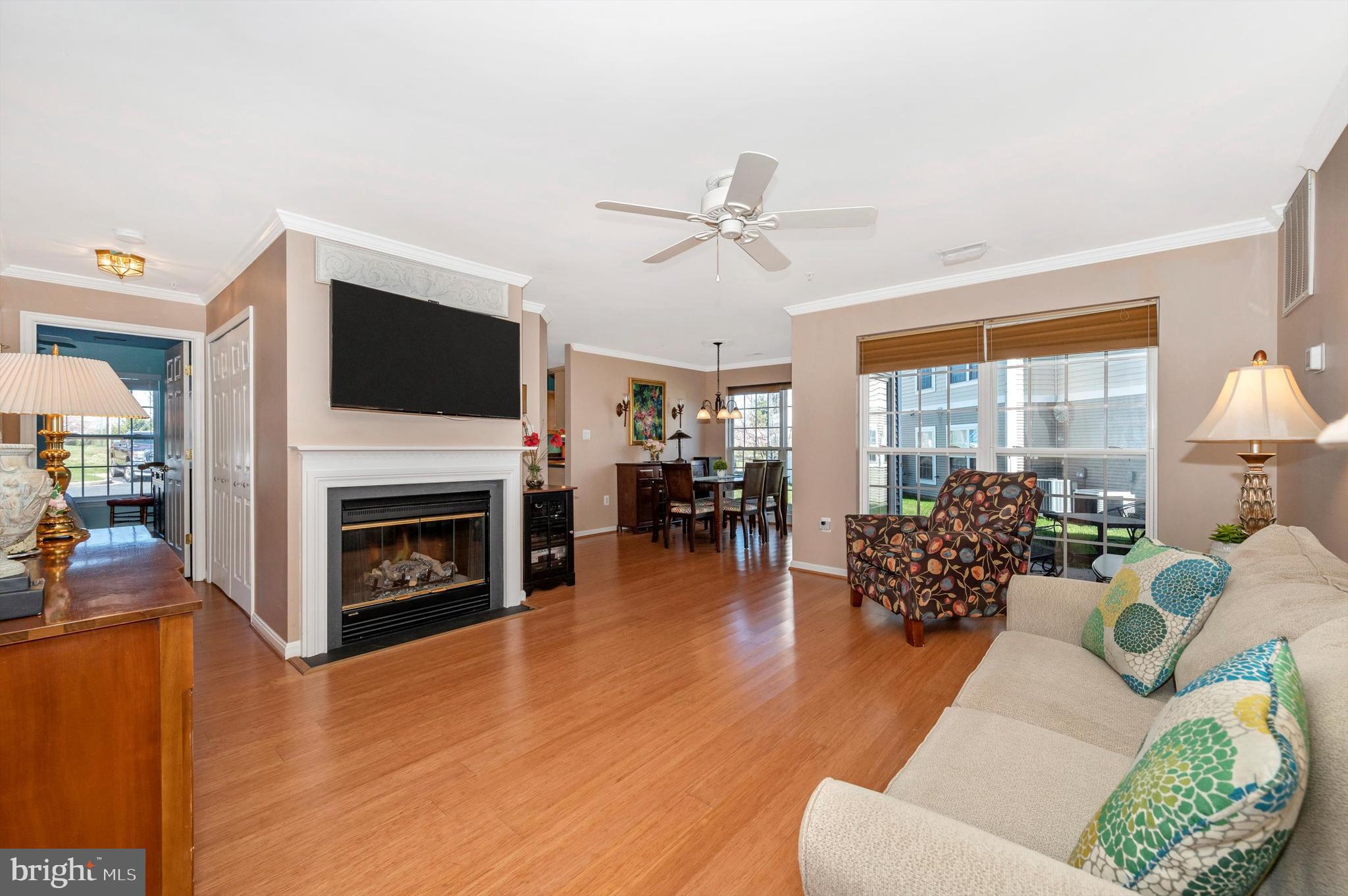 591 Cawley Drive, Unit 11B Frederick, MD 21703 - Photo 5 of 28 Living room