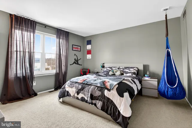 $469,900 | 980 Crimson Lane, Pottstown, PA 19464