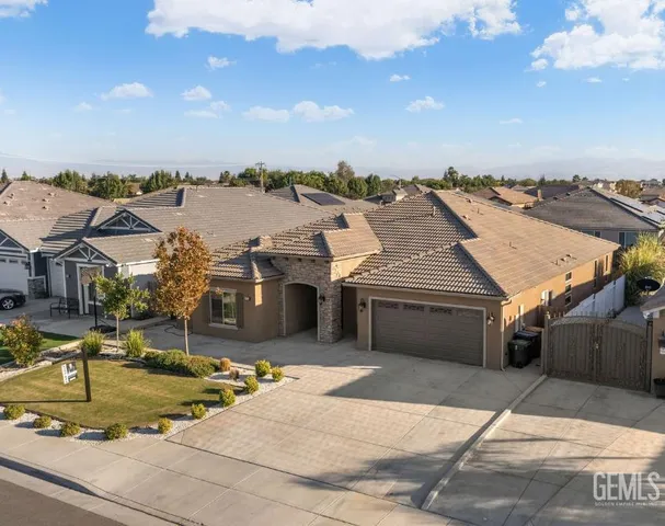 a view of a terrace with a lake view