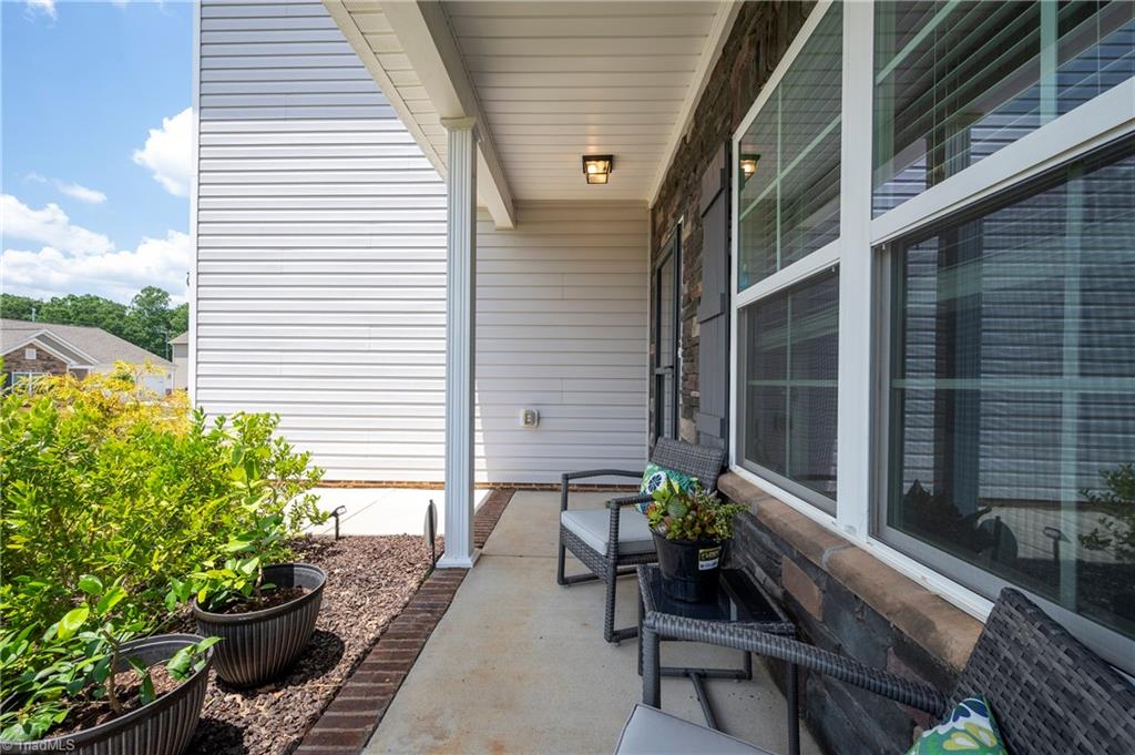 475 Thompson Road Graham, NC 27253 - Photo 4 of 47 Gallery Image 4