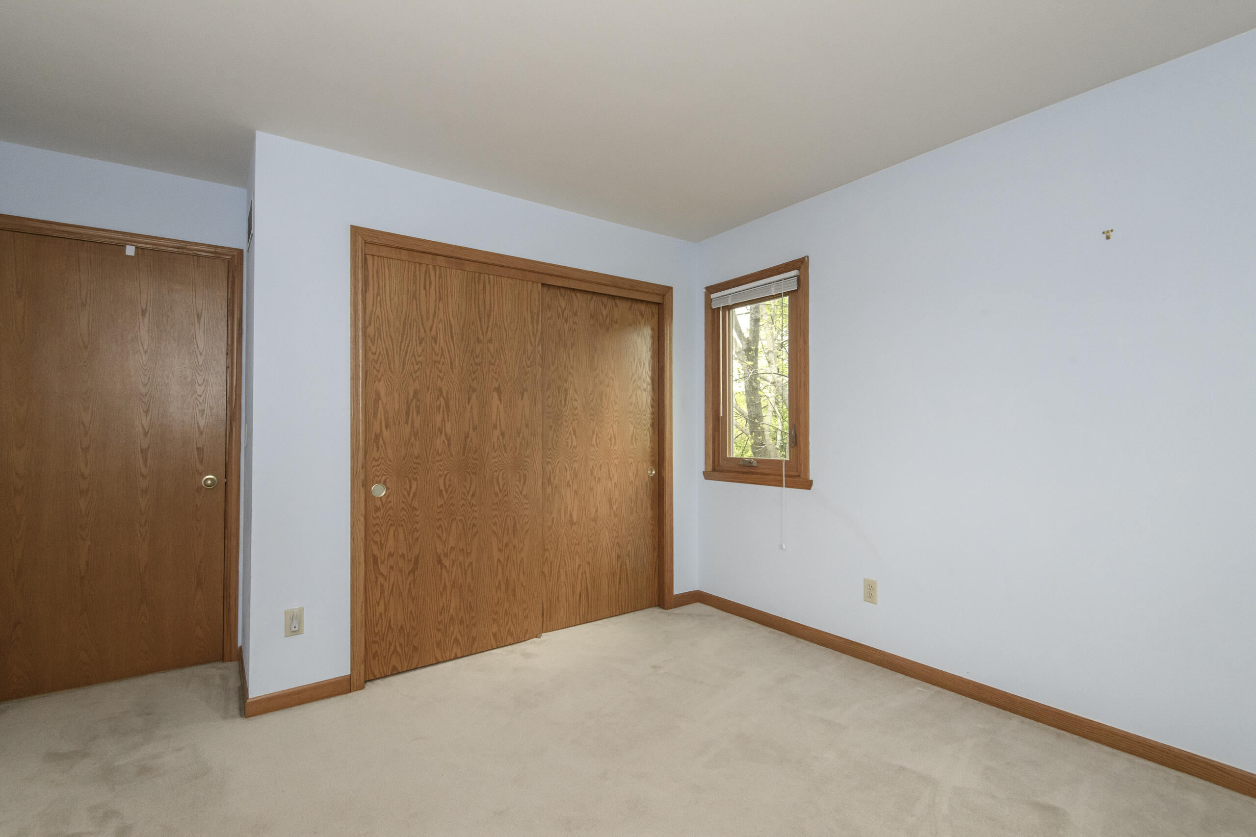 1215 Timber Ridge Pewaukee, WI 53072 - Photo 23 of 42 Bedroom on upper level