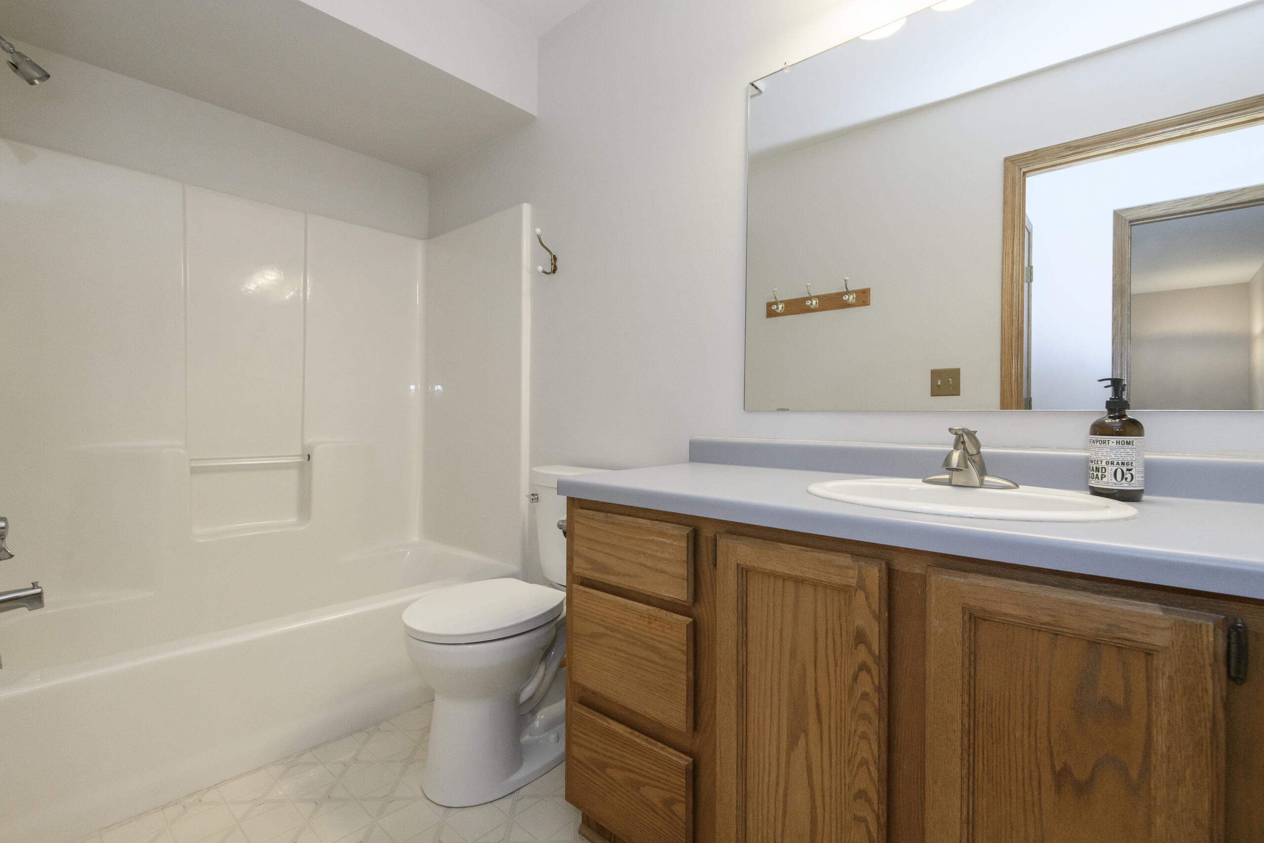 1215 Timber Ridge Pewaukee, WI 53072 - Photo 24 of 42 Bathroom on upper level