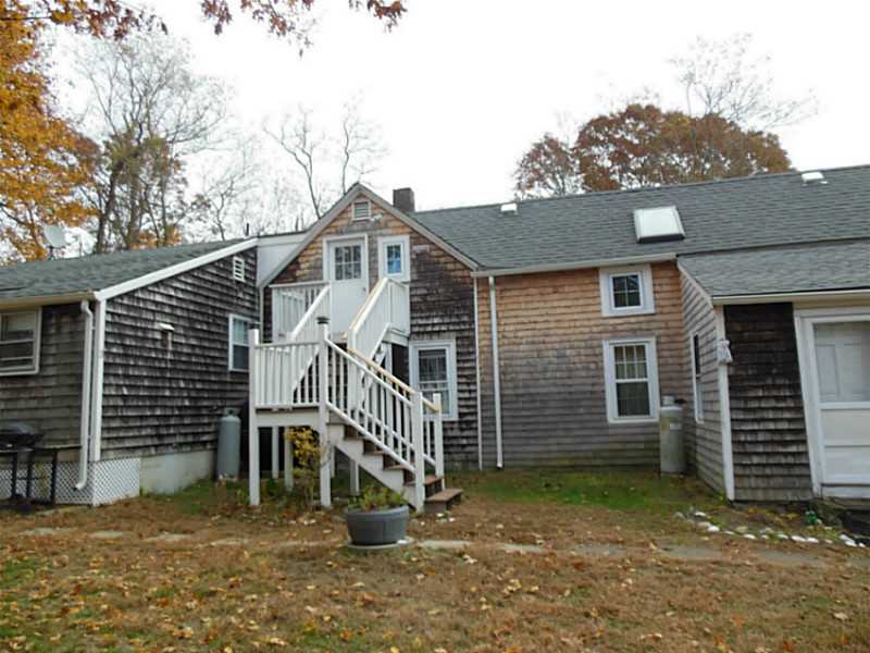 81 Pendar Road, Unit 2 North Kingstown, RI 02852 - Photo 1 of 8 Entry.