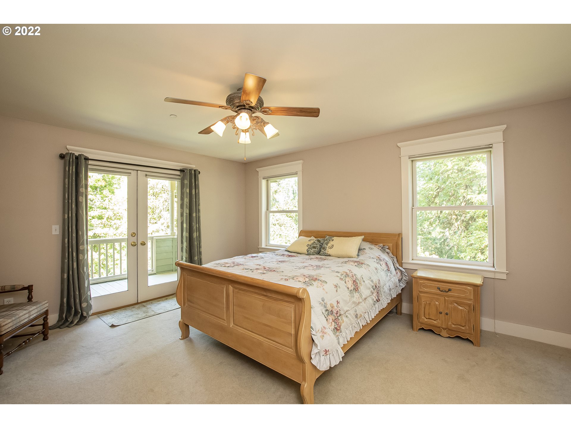 31910 Owl Road Eugene, OR 97405 - Photo 20 of 32 Primary Bedroom