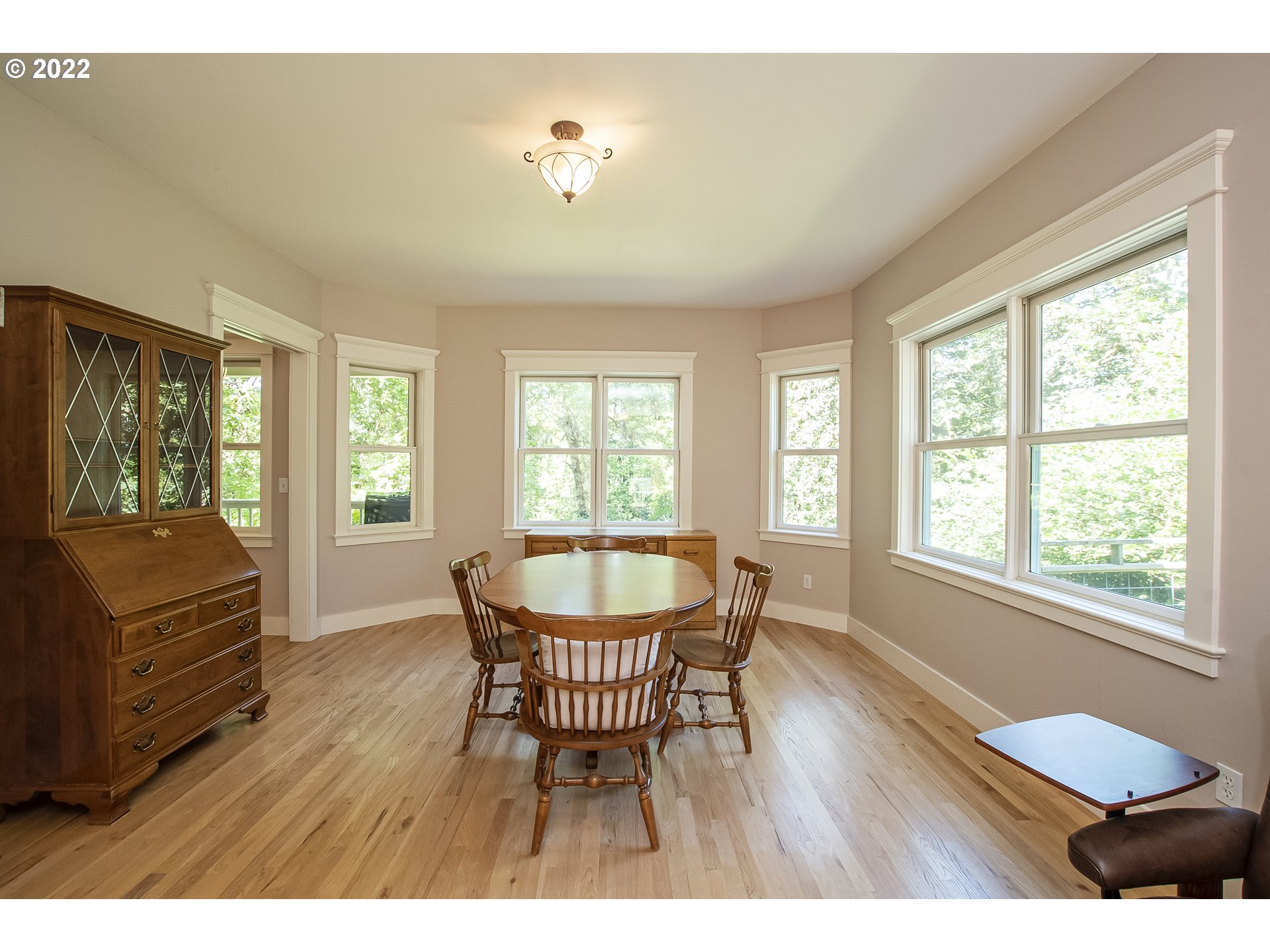 31910 Owl Road Eugene, OR 97405 - Photo 9 of 32 Dining Area