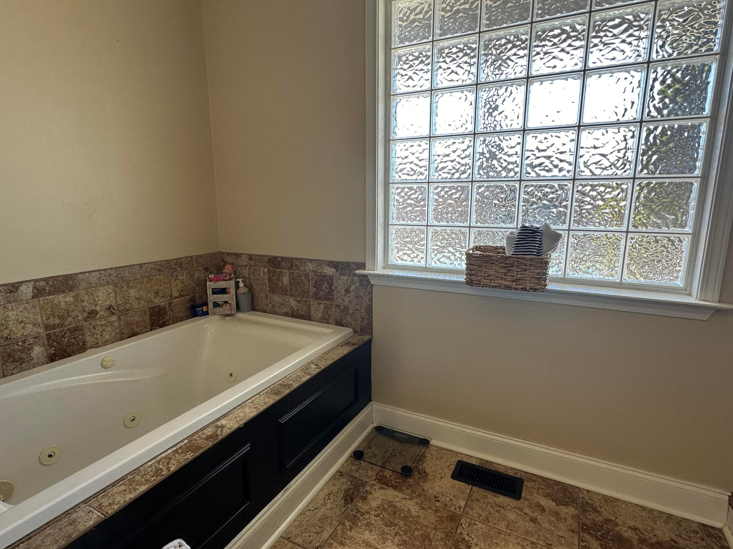 2103 Quail Run Jasper, AL 35504 - Photo 10 of 26 Gallery Image 10