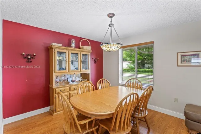 $1,160,000 | 9750 Southwest 143rd Drive, Miami, FL 33176