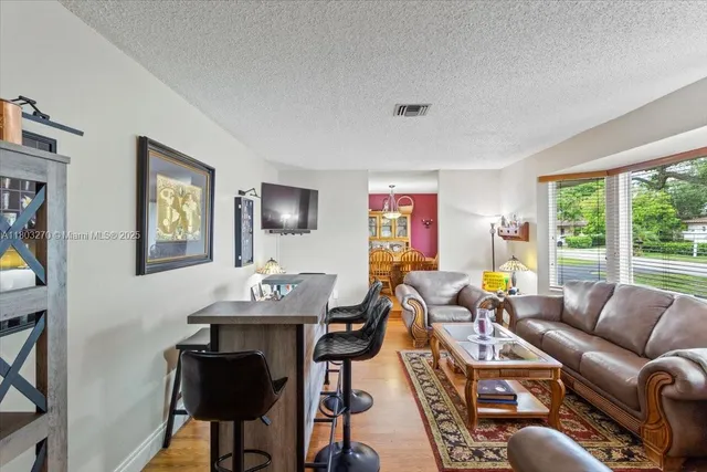 $1,160,000 | 9750 Southwest 143rd Drive, Miami, FL 33176